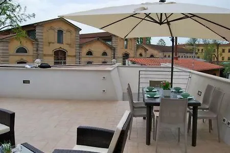 L&G'S Roof Terrace Apartment Pisa Italy